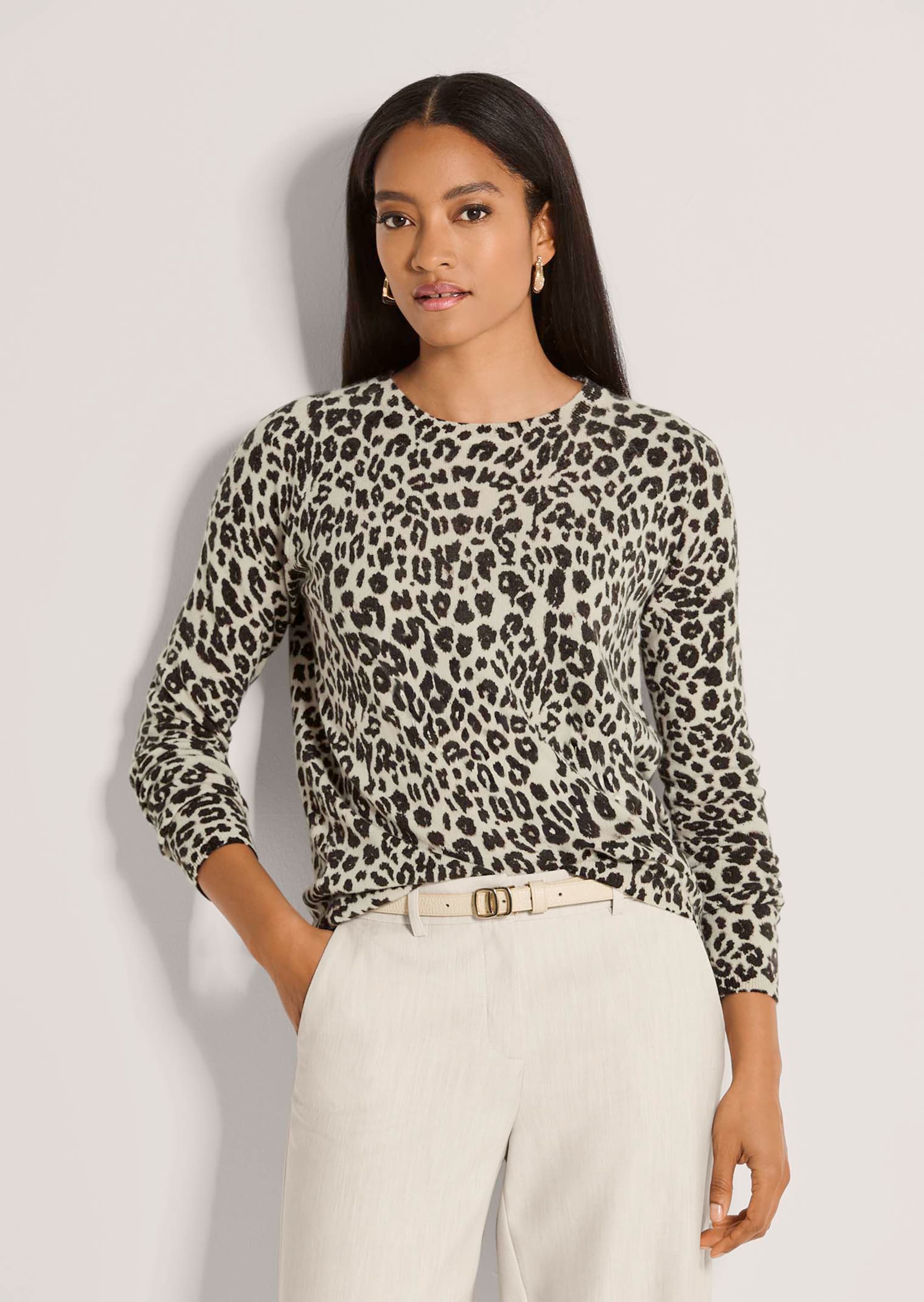 Kaschmirpullover mit Leopardenmuster