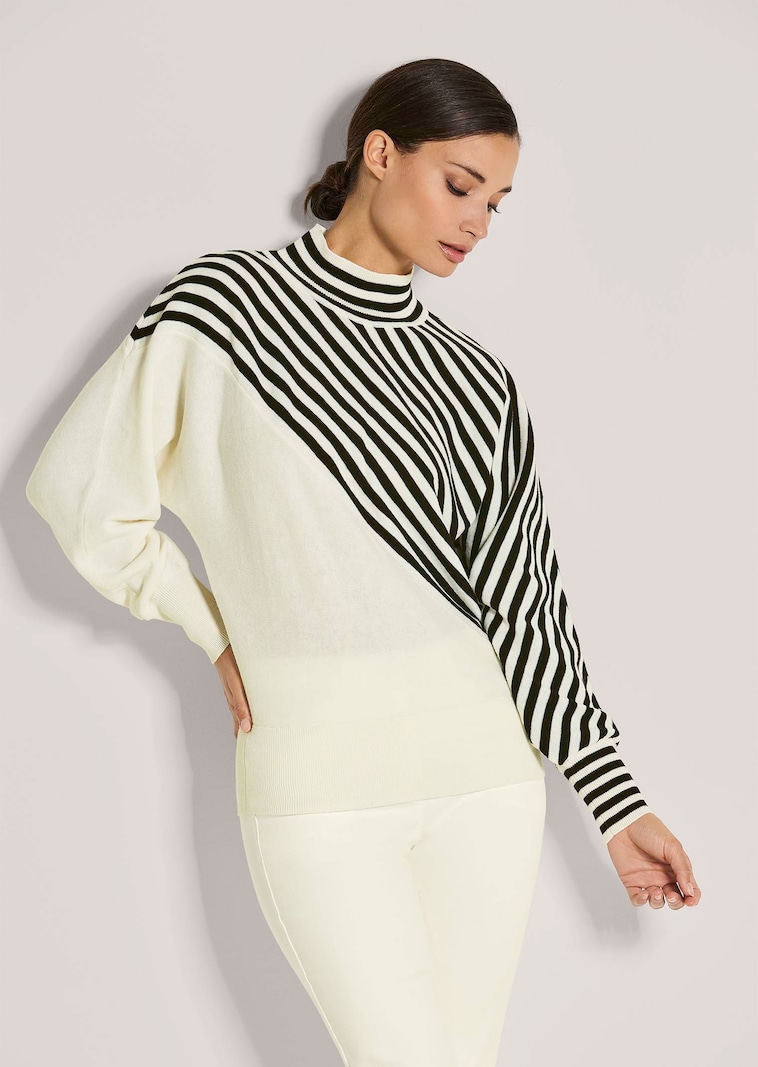 Stehkragen-Pullover im Kontrast-Look
