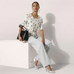 Le T-shirt thumbnail 4