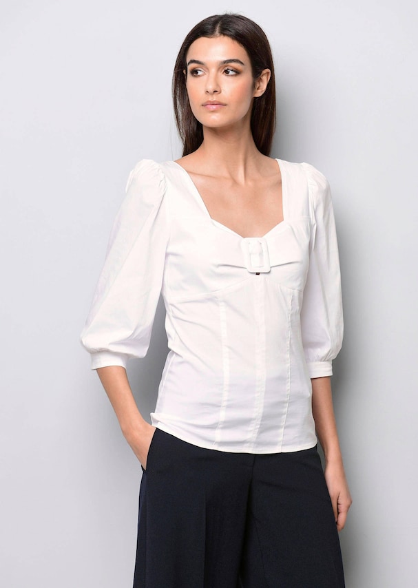 Bluse mit Riegel im Vorderteil