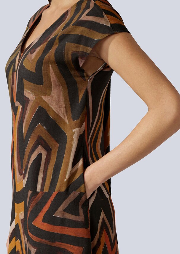 Kleid mit Ethnodruckdessin 1