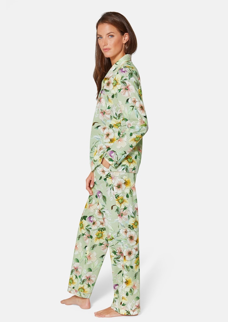 Pyjama mit Blumenprint 3