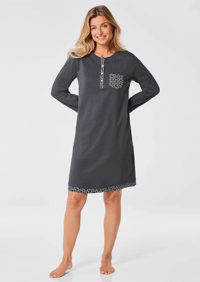 Nachthemd