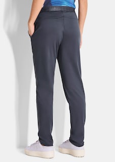 Homewear thumbnail 2