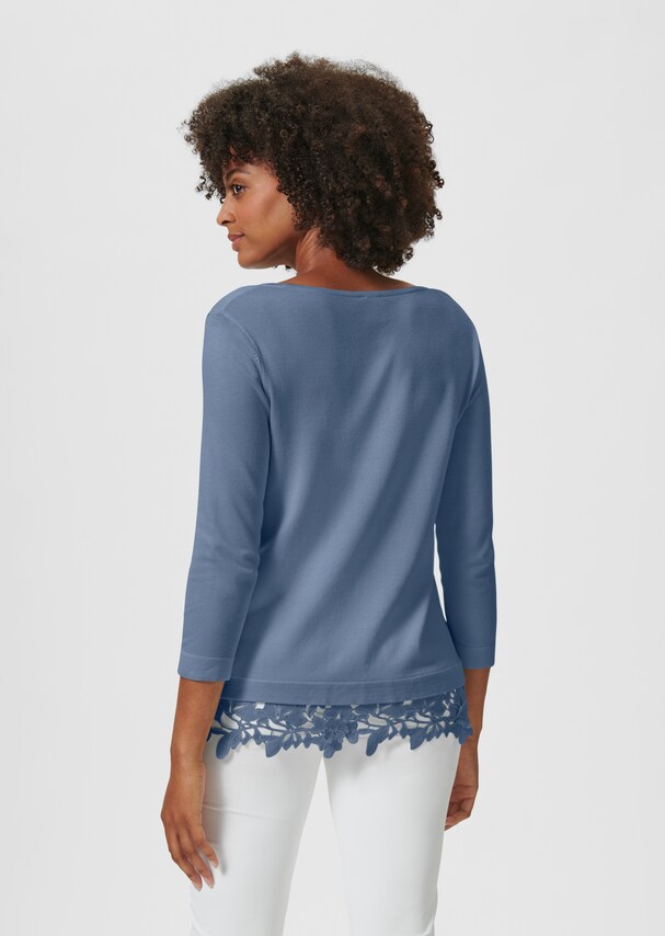 Jumper with lace hem 2