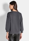 Homewear thumbnail 2