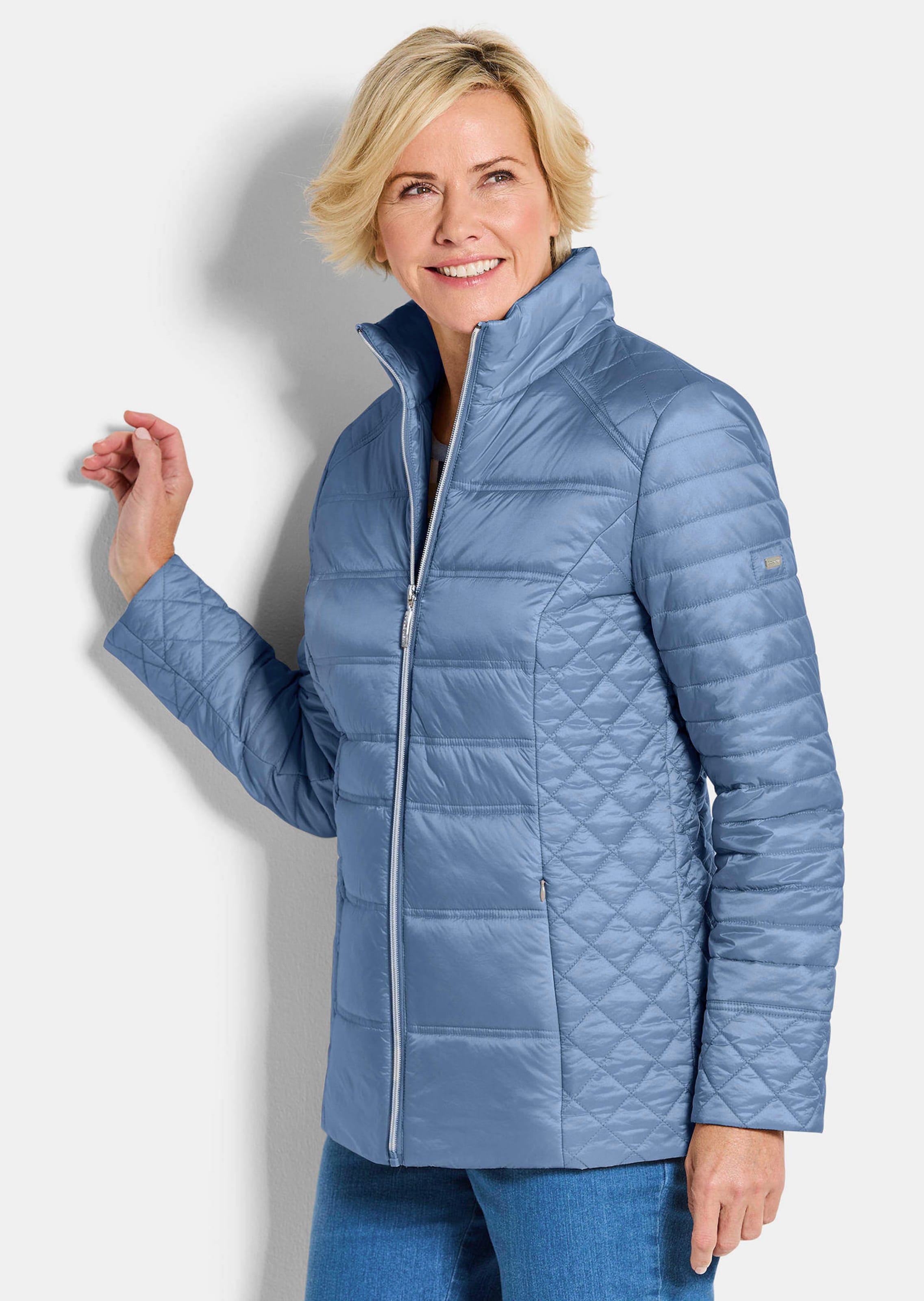 Steppjacke mit Reißverschlusstaschen