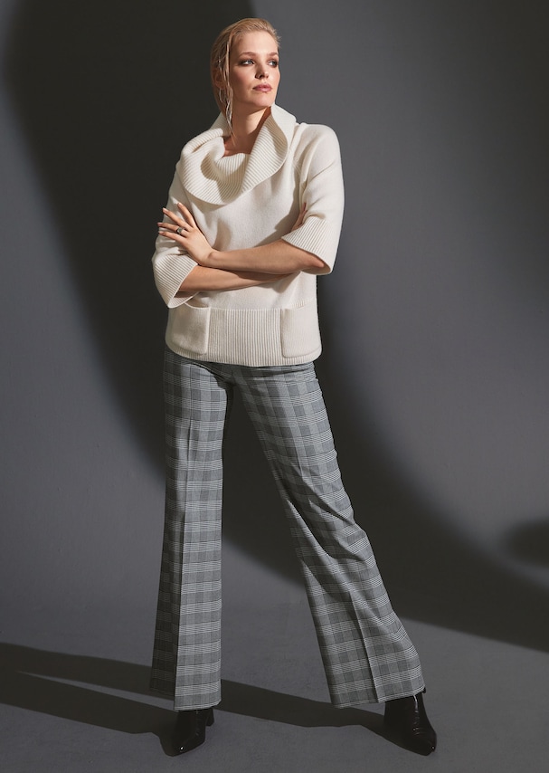 Wide checked trousers with creases
