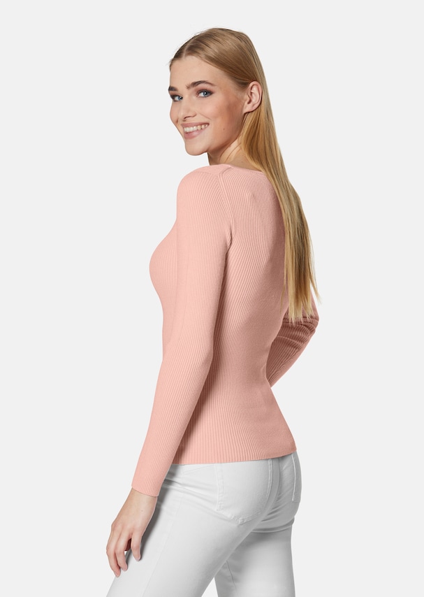 Jumper with boat neckline 3