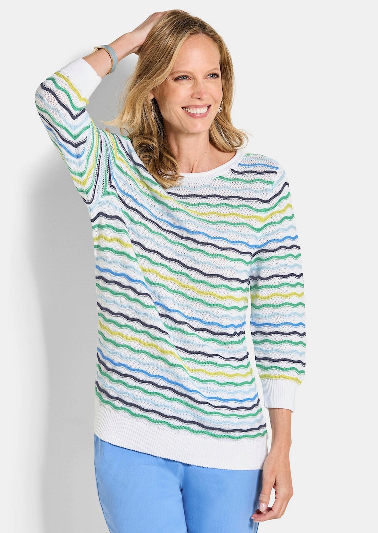 Pflegeleichter Strickpullover mit Wellenmuster