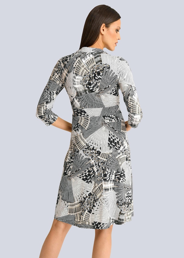 Kleid mit grafischem Print 4