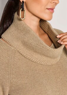 Robe en maille à col modulable thumbnail 5