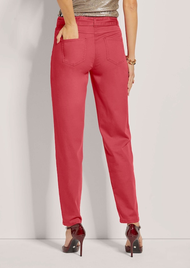 Karotten-Jeans mit Bundfalten 2