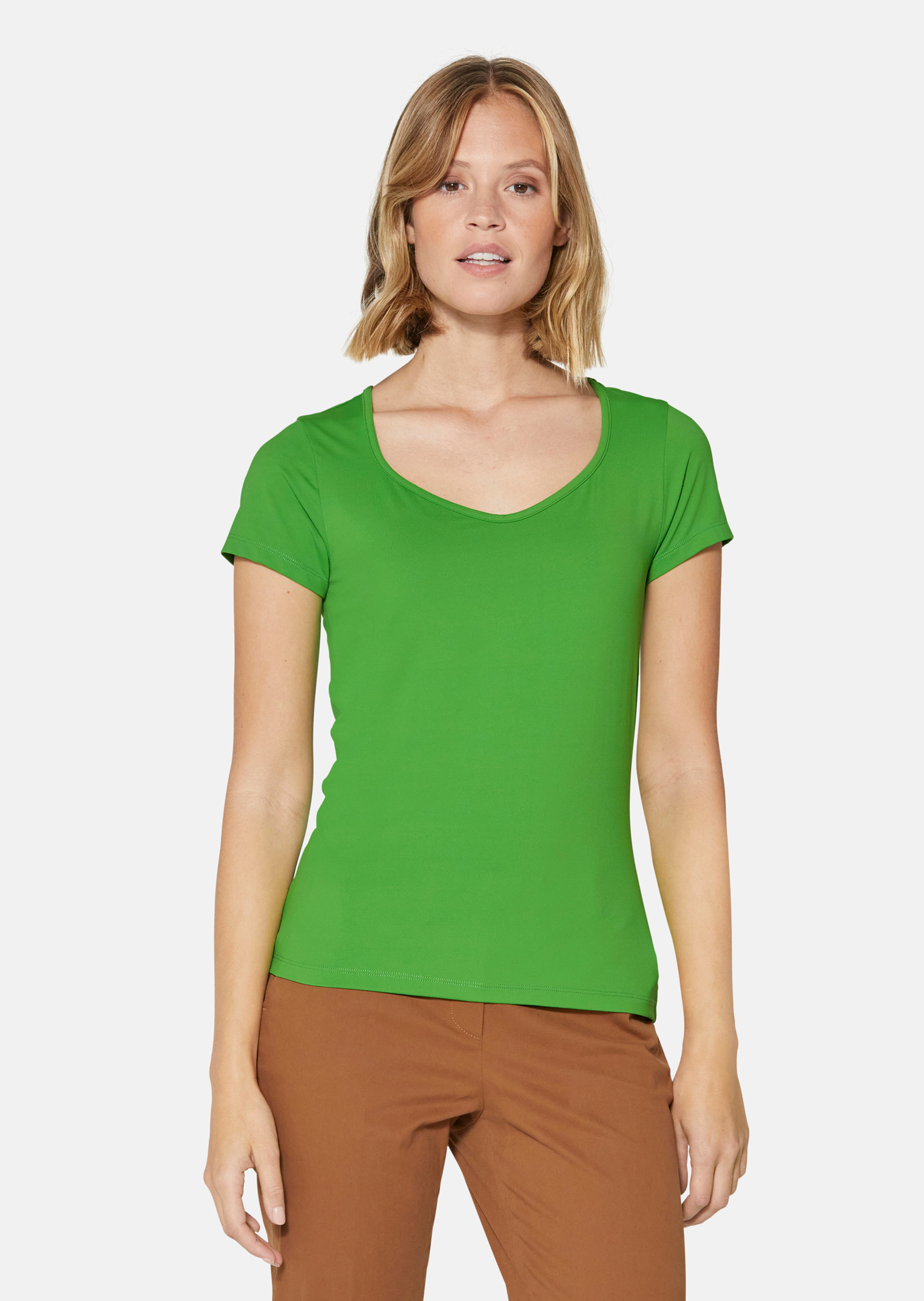 Shirt mit Herzausschnitt