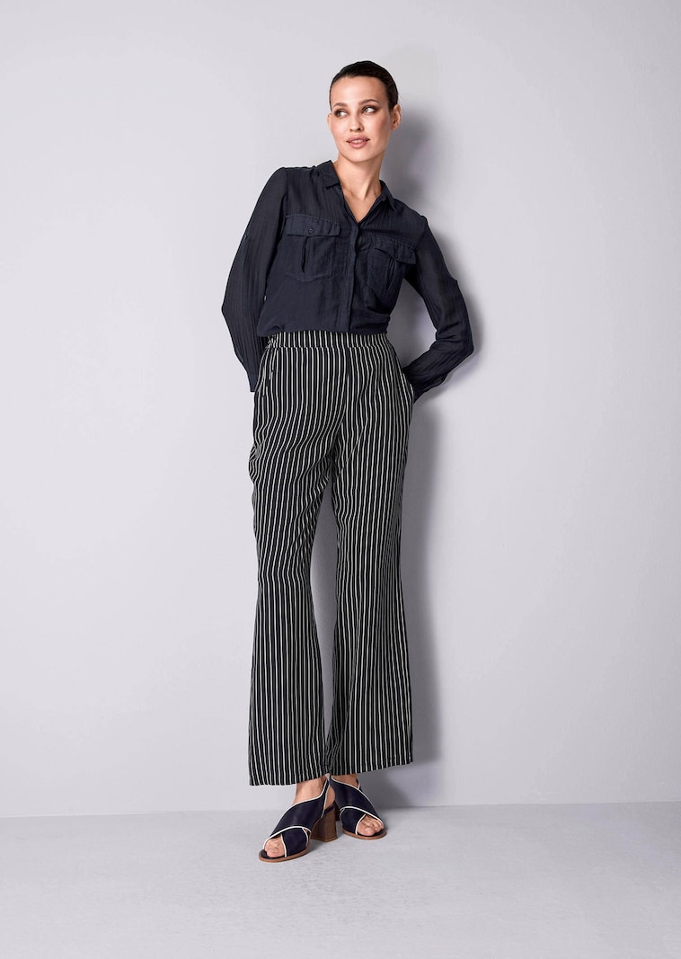 Wideleg Hose in Streifenoptik