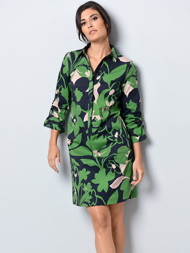Kleid in sommerlichem Blumendessin 5
