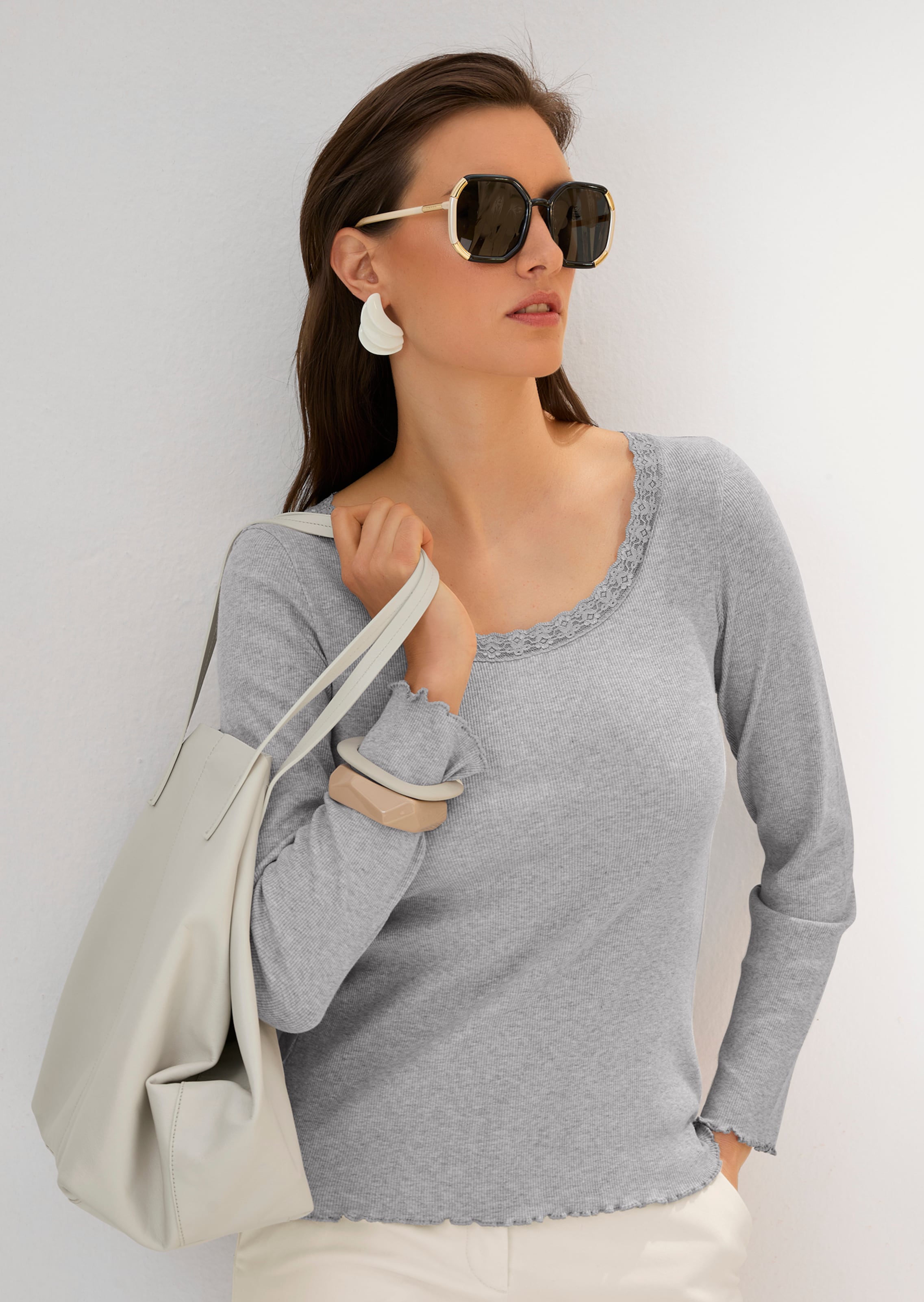 Rippen-Shirt mit Spitze