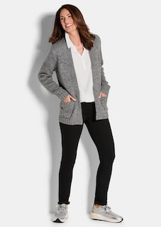 Strickjacke mit aufgesetzten Taschen thumbnail 2