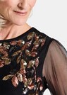T-shirt avec broderie pailletée thumbnail 5