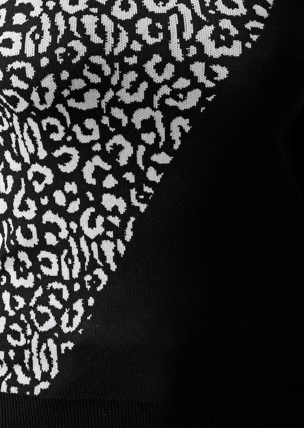 Pullover mit Cut-Out Detail 4