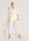 Lange Seidenbluse in kragenloser Form thumbnail 4