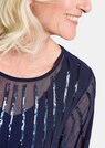 T-shirt en maille filet orné de paillettes thumbnail 5