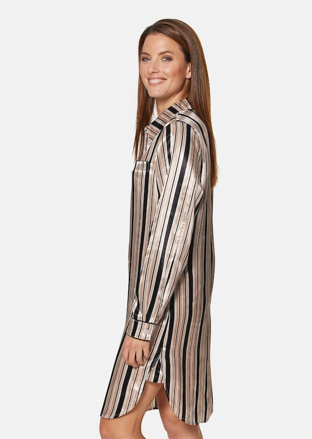 Satin sleep shirt in an elegant striped design 3