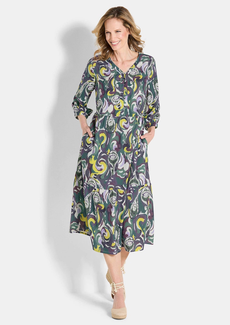 Druckkleid aus weich fließender Viskose