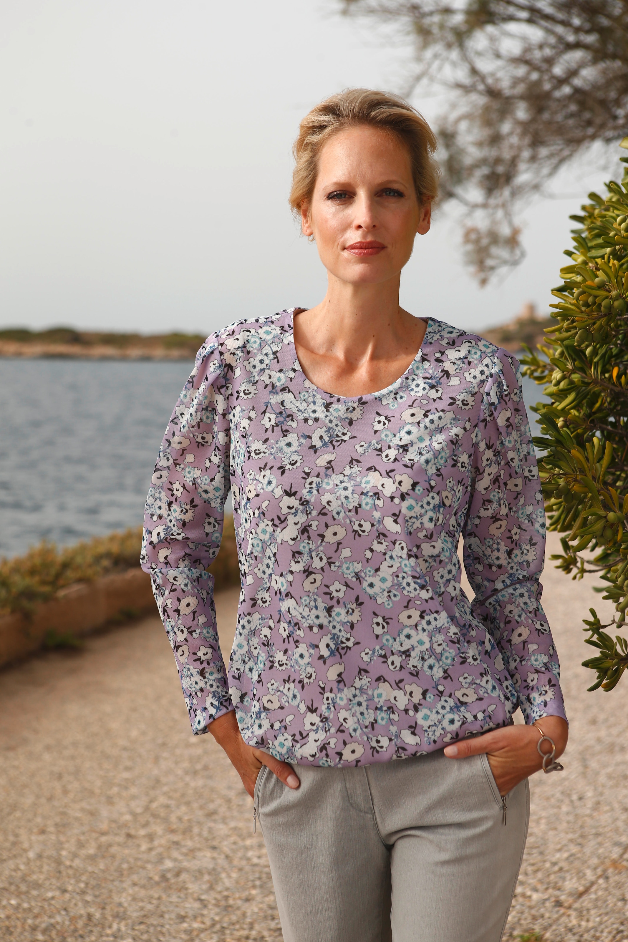 T-shirt imprimé à manches transparentes