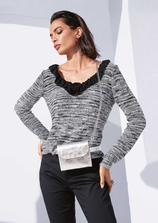 Jumper with contrasting flounce neckline