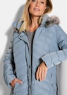 Veste matelassée avec capuche en fausse fourrure thumbnail 4