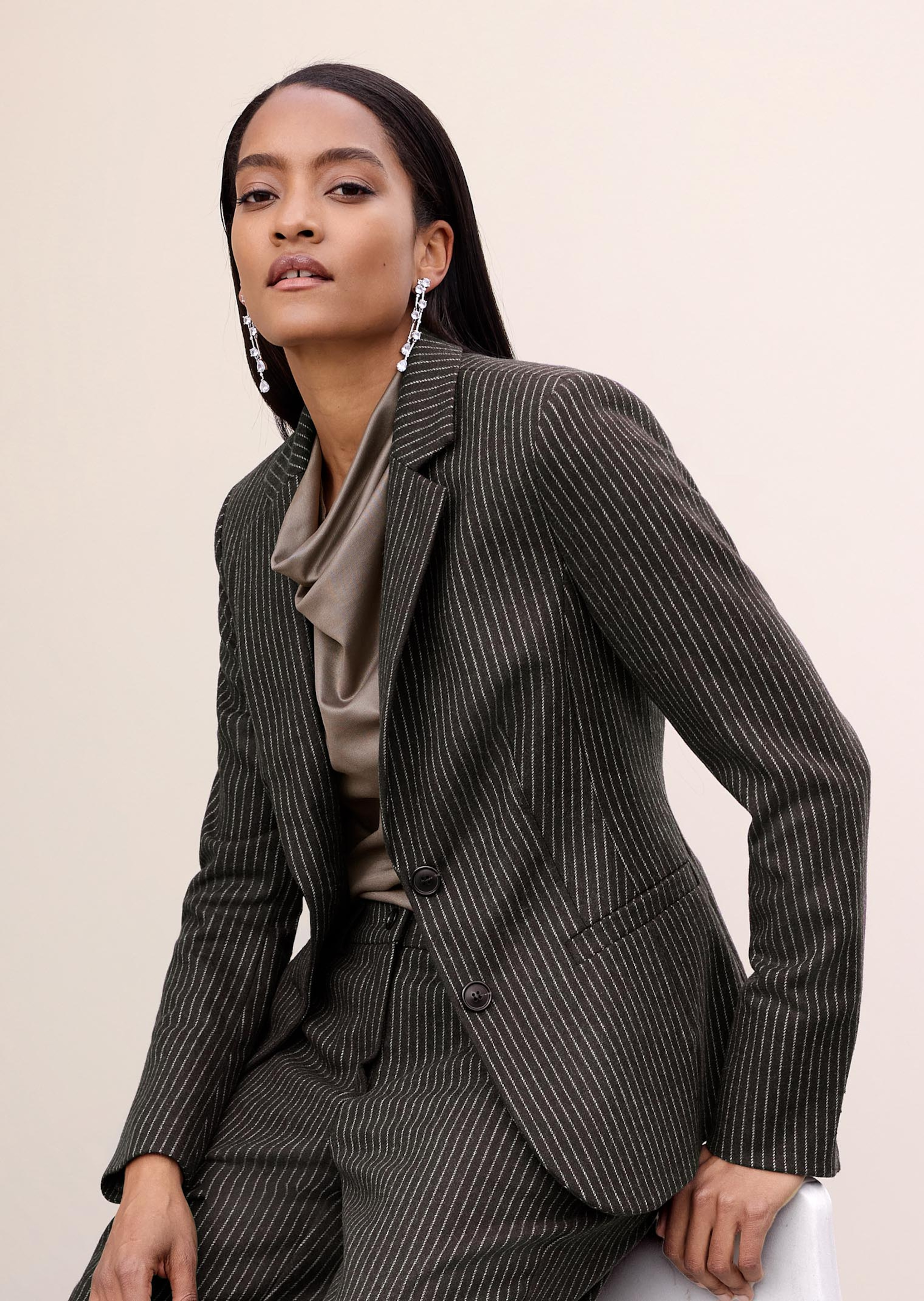 Klassischer Nadelstreifen-Blazer mit Wolle