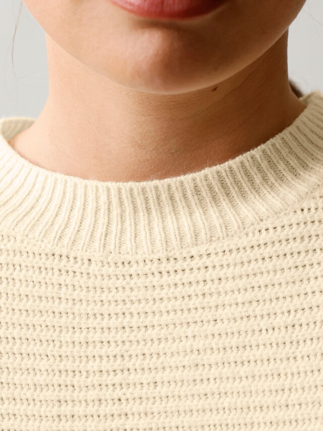 Pullover mit weiten Fledermausärmeln 4