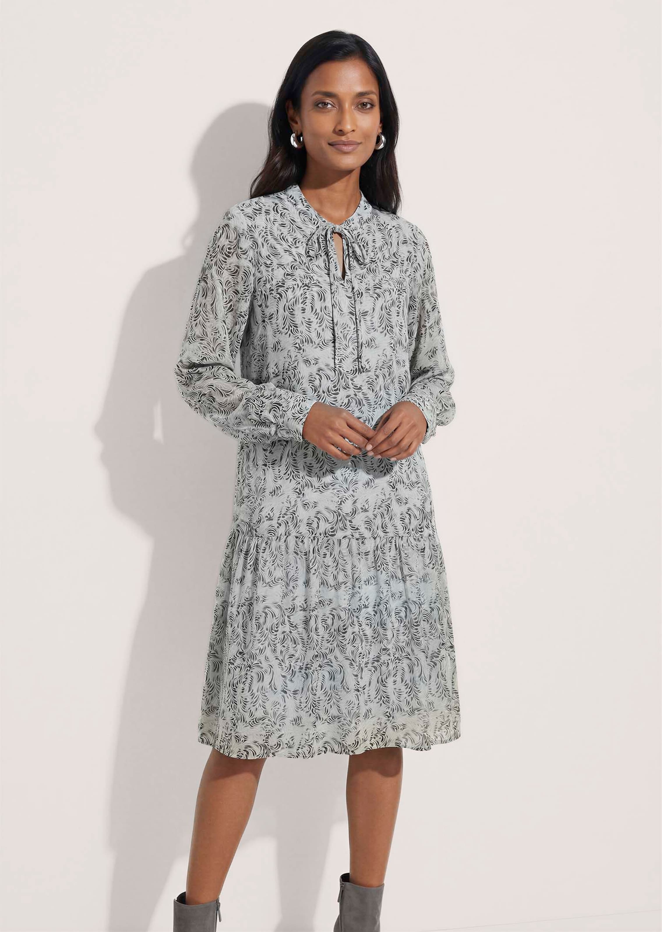 Romantisches Midi-Kleid mit Rundhals