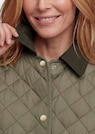 Veste matelassée légère avec col contrasté thumbnail 5