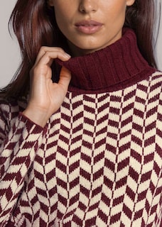 Pull à motif zigzag et col roulé thumbnail 5