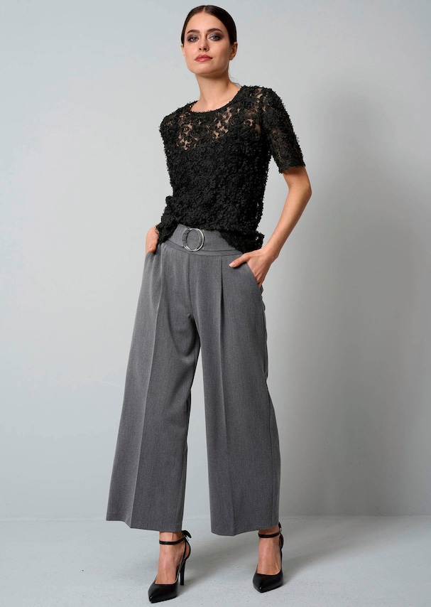 Shirt aus floraler Spitze 1