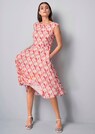 Kleid im sommerlichem Dessin thumbnail 1