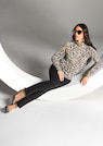 Jeans mit feinem Fransensaum thumbnail 7