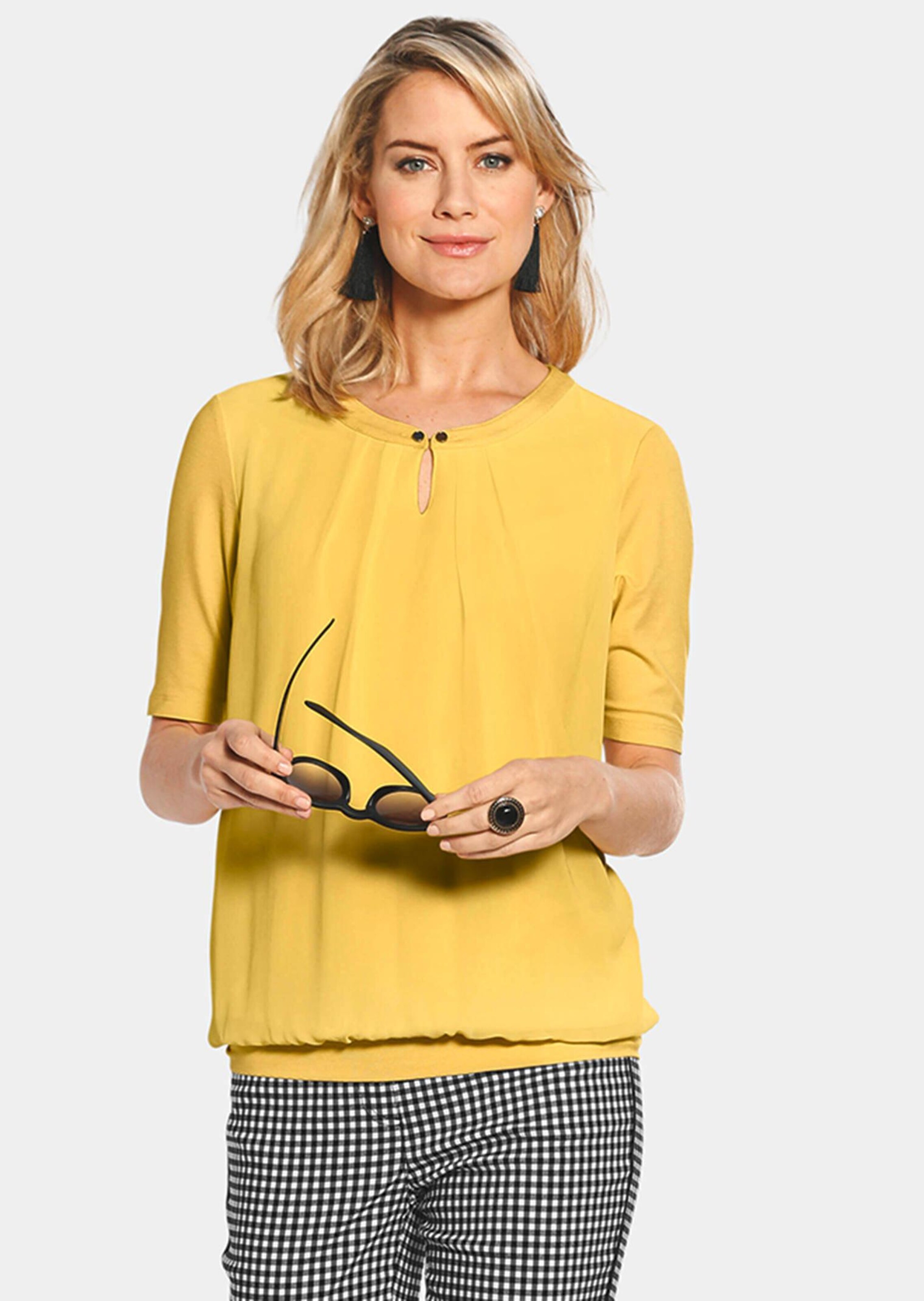 Figurumspielendes Blusenshirt im Material-Mix