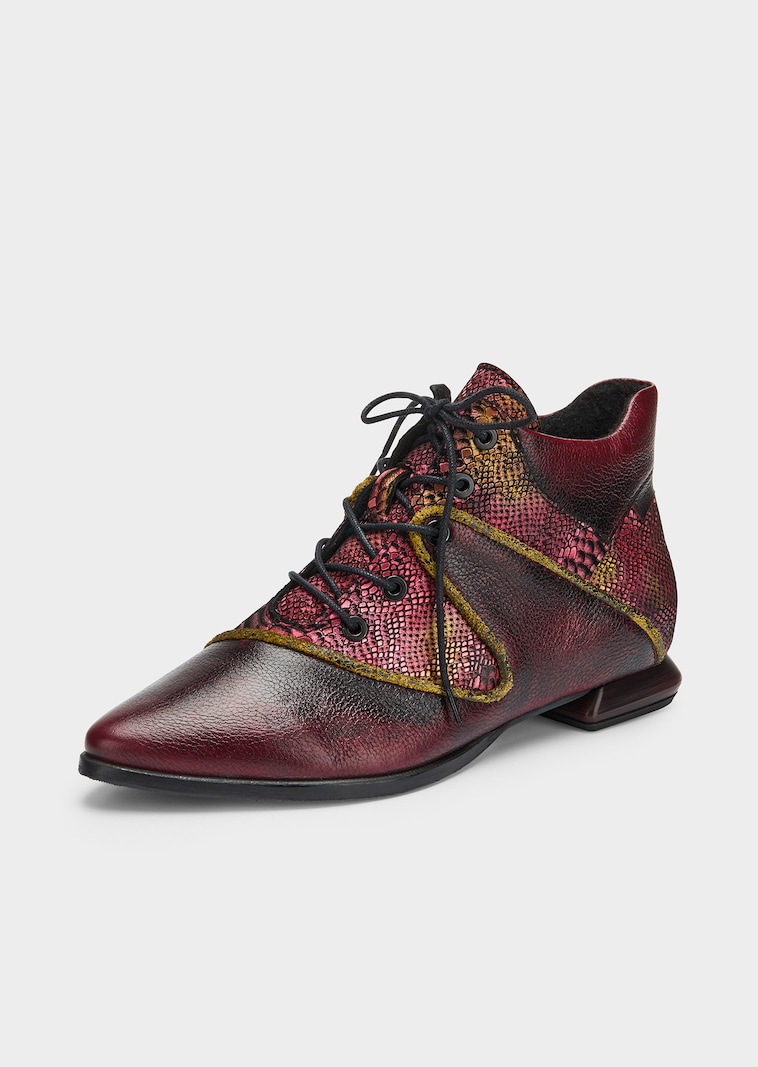 Stiefelette mit Animalprint und Metallic-Effekt