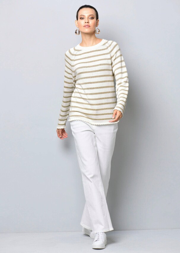 Pullover mit Streifen 1