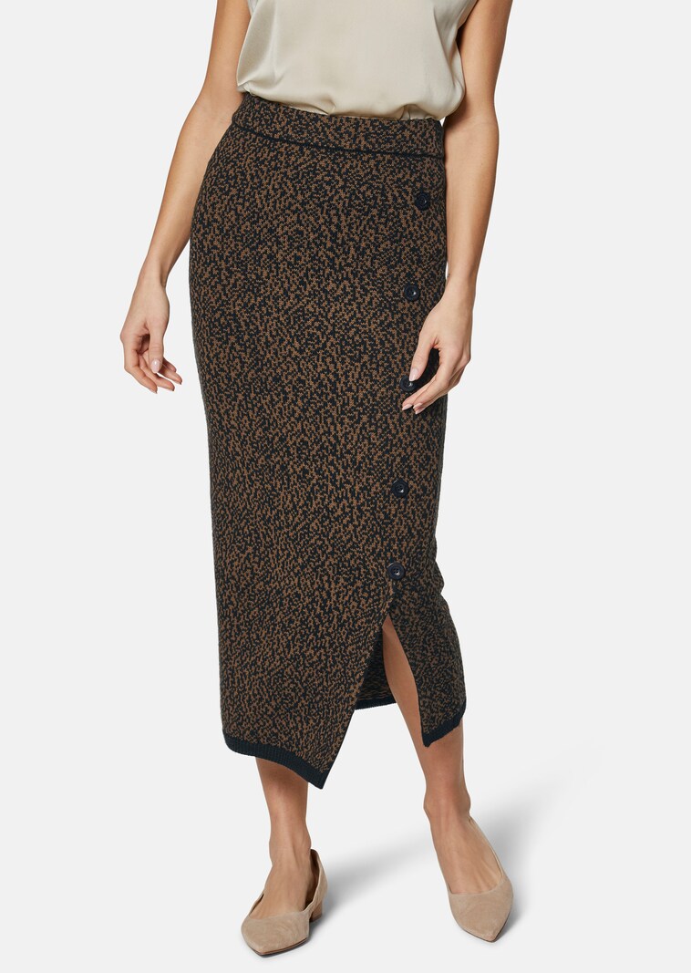 Knitted skirt in two-tone effect with decorative button placket
