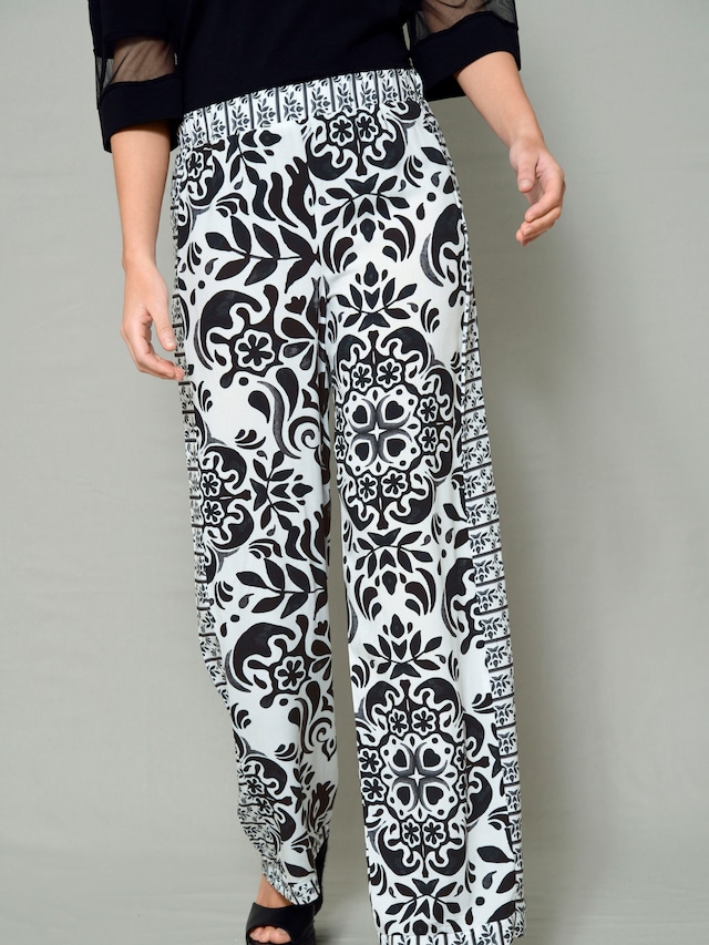 Strandhose in bequemer Schlupfform 5