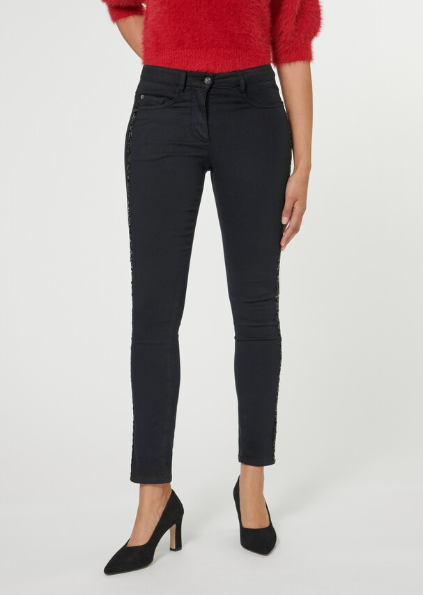 Slim five-pocket jeans with sequins