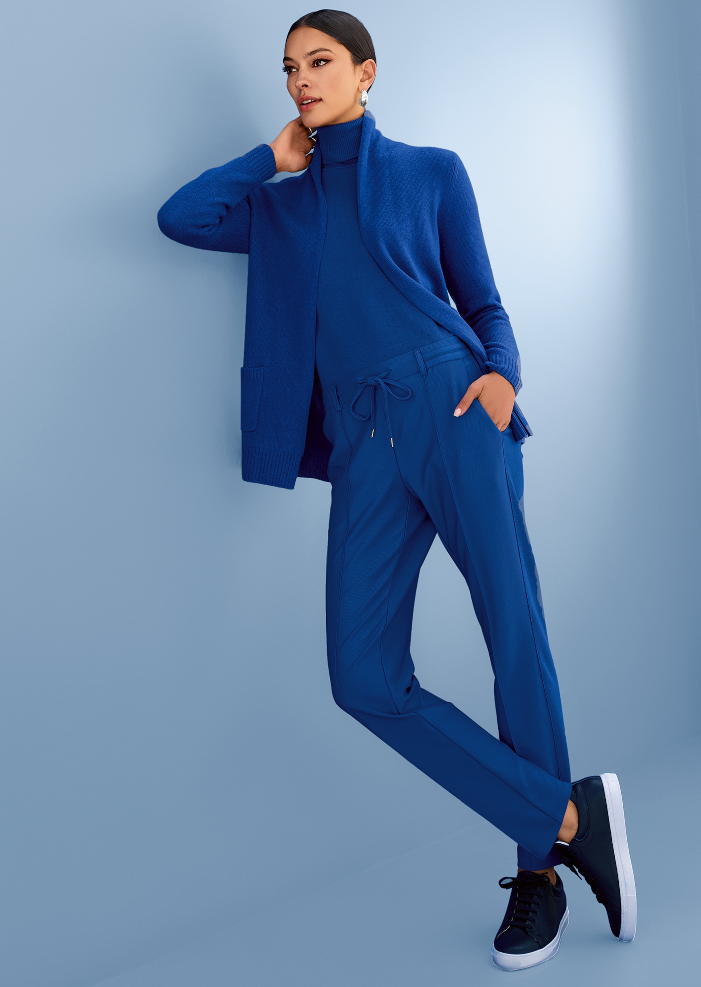 Strickjacke mit Schalkragen