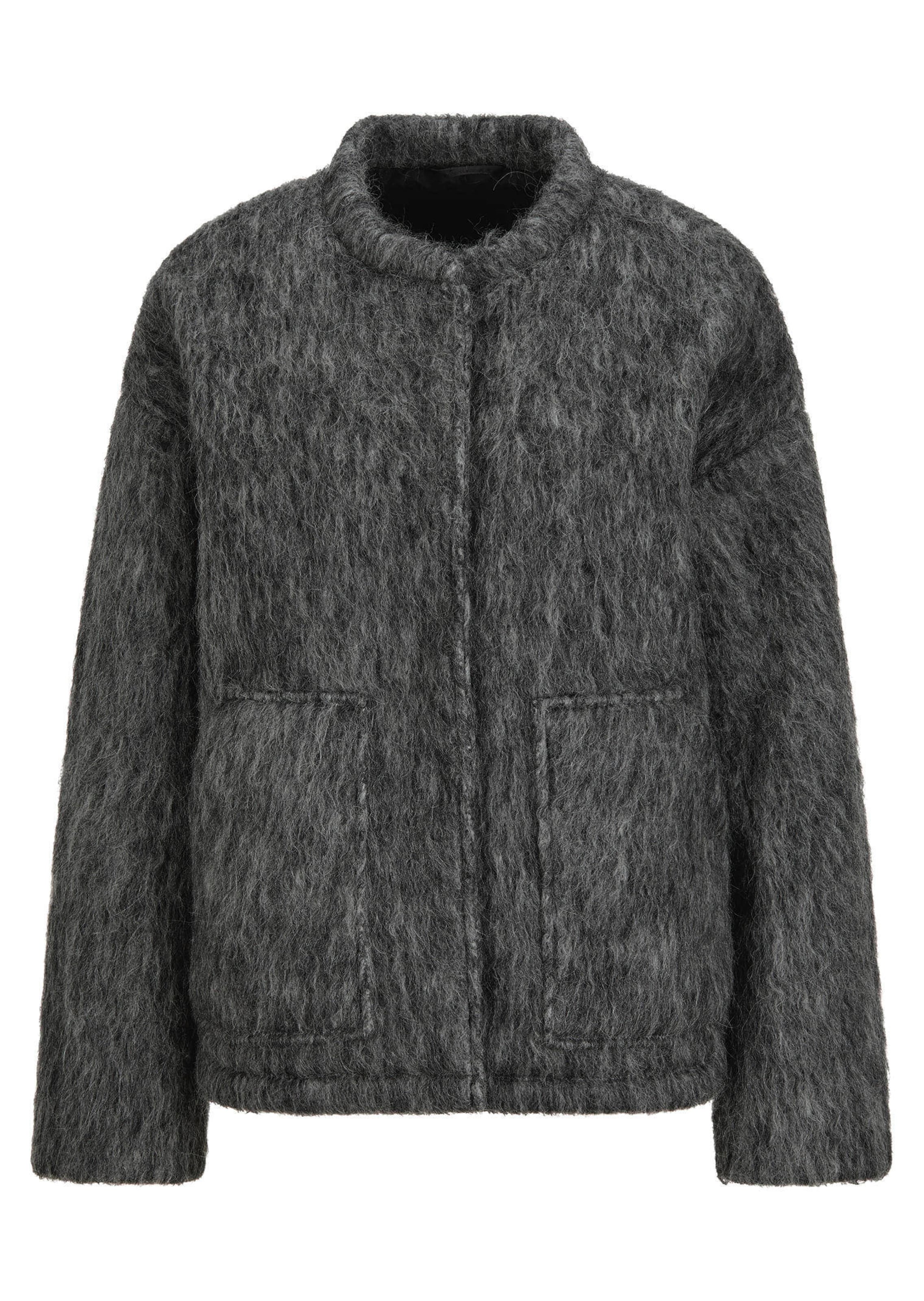 Wolljacke in Fell-Optik