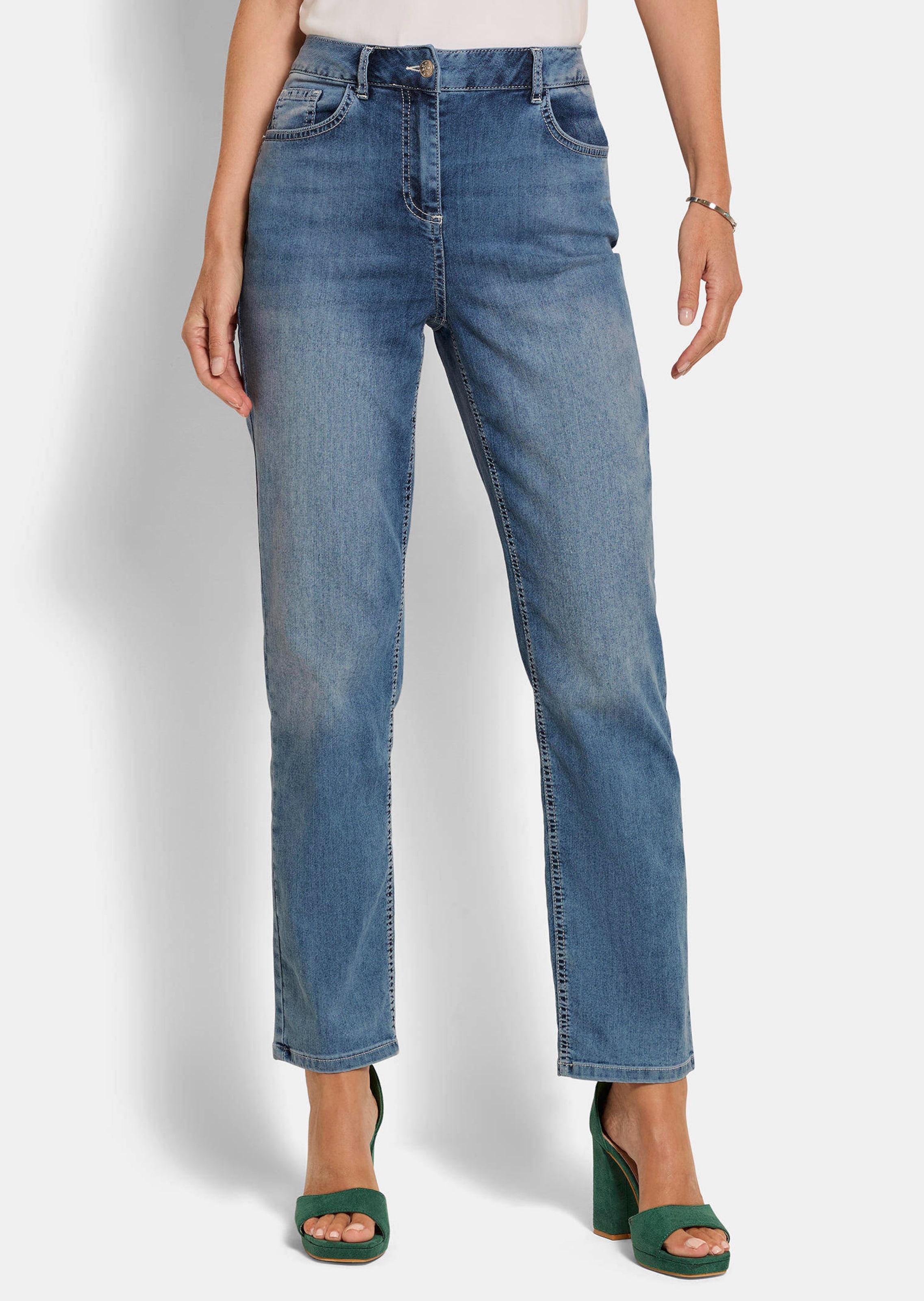 Jeanshose CARLA in geradem Schnitt