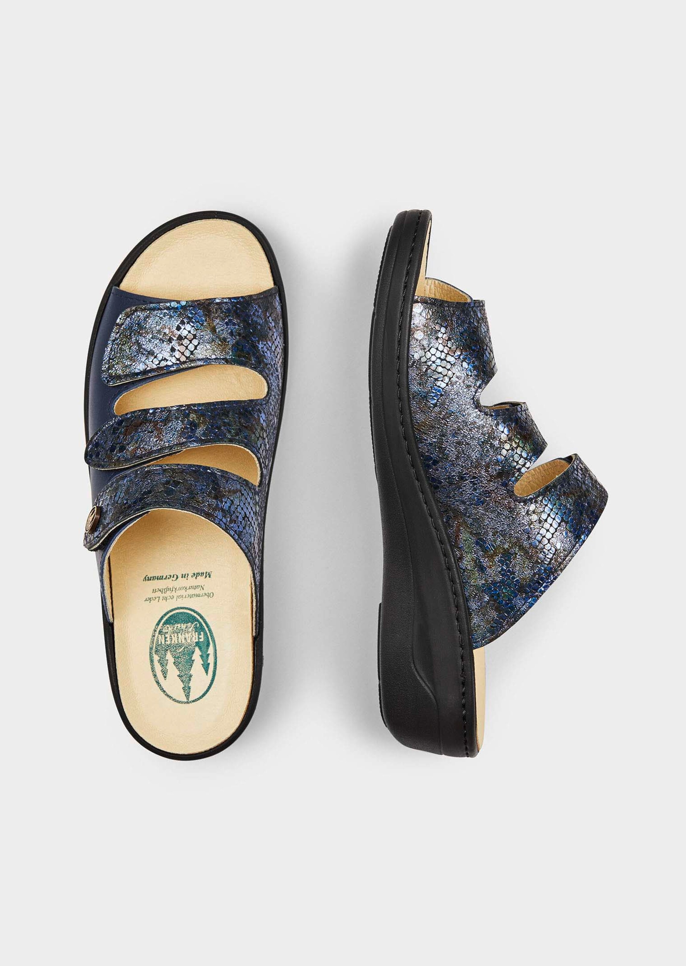 Pantoufles avec voûte plantaire en liège - bleu foncé - Gr. 42 de Goldner Fashion