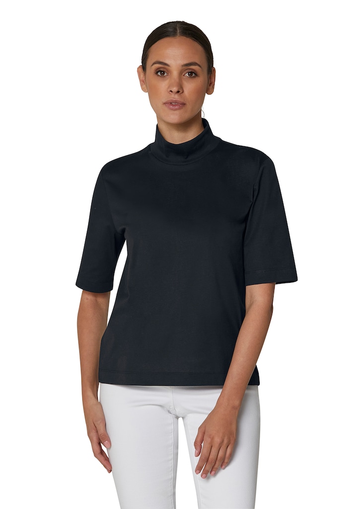Stand-up collar shirt with short sleeves